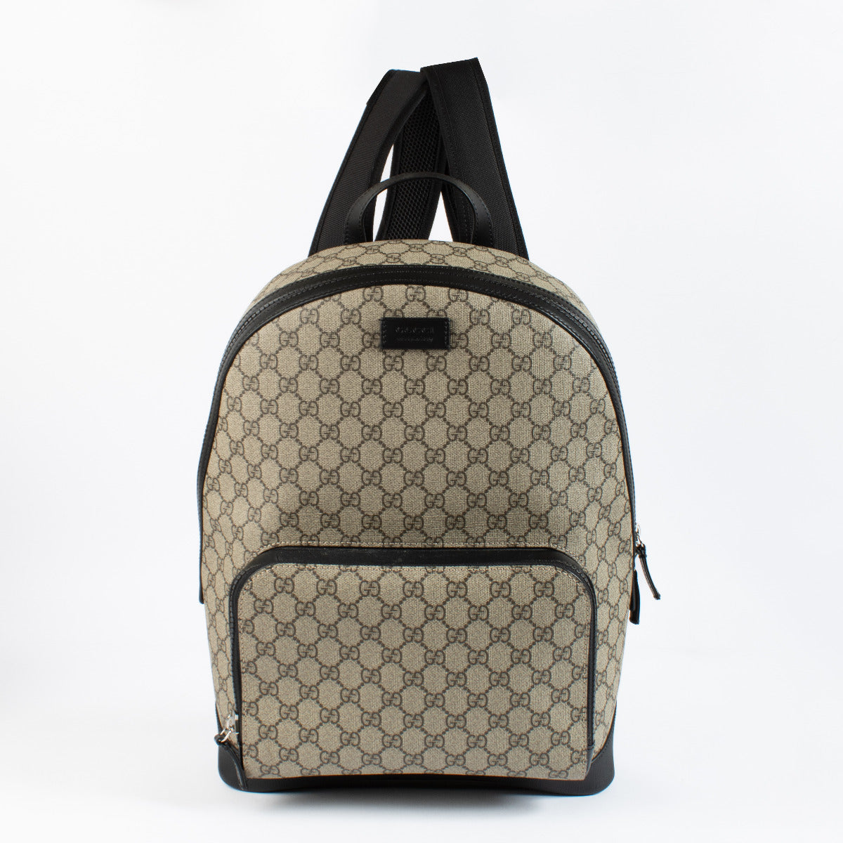 Gucci GG Supreme Canvas Backpack for the best price at Labellov secondhand luxury in Antwerp and Knokke.