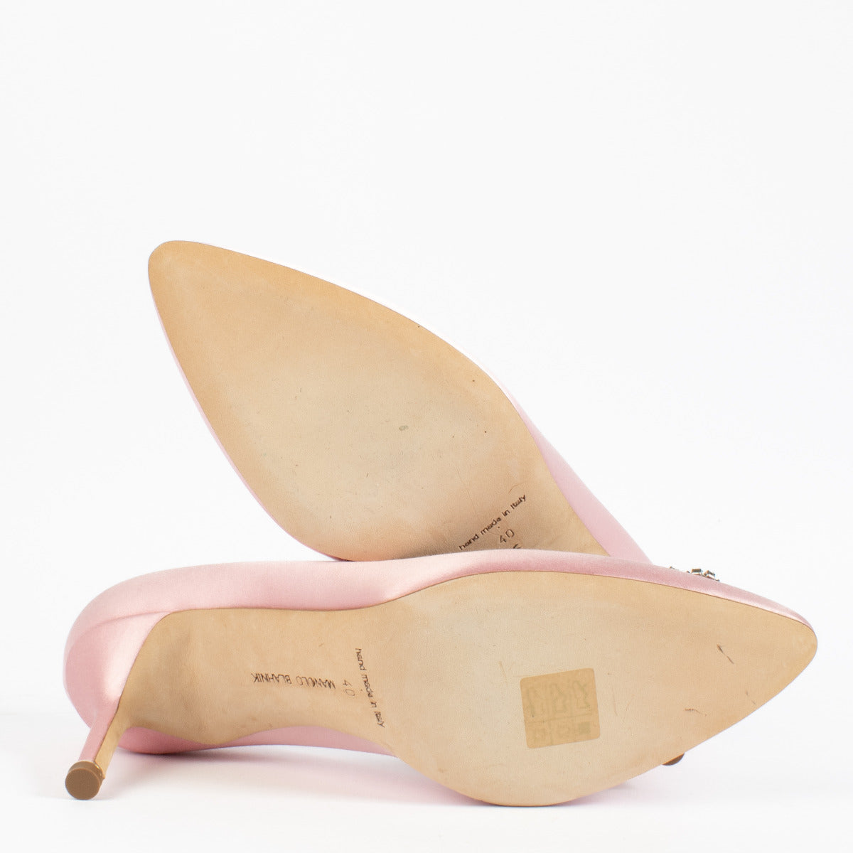 Manolo Blahnik Satin Hangisi Pumps - Size 40