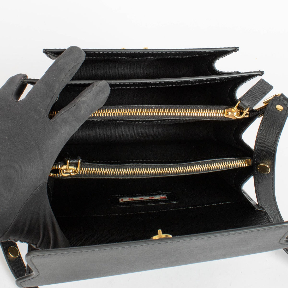 Authentic pre-loved Marni Black Medium Trunk Shoulder Bag on Labellov.com
