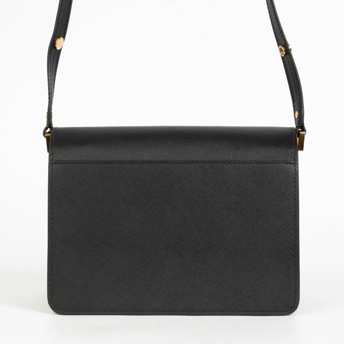 Authentic pre-loved Marni Black Medium Trunk Shoulder Bag on Labellov.com