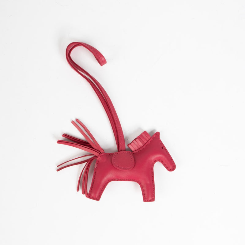 Authentic pre-loved Hermès Pink Rodeo PM Bag Charm on Labellov.com