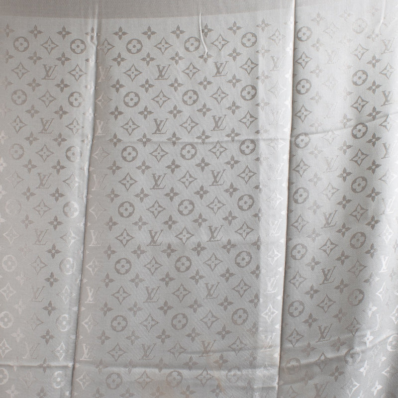 Louis Vuitton Beige Monogram Classique Shawl