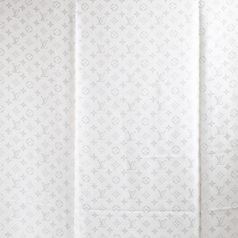 Louis Vuitton  Silver Monogram Classic Shawl