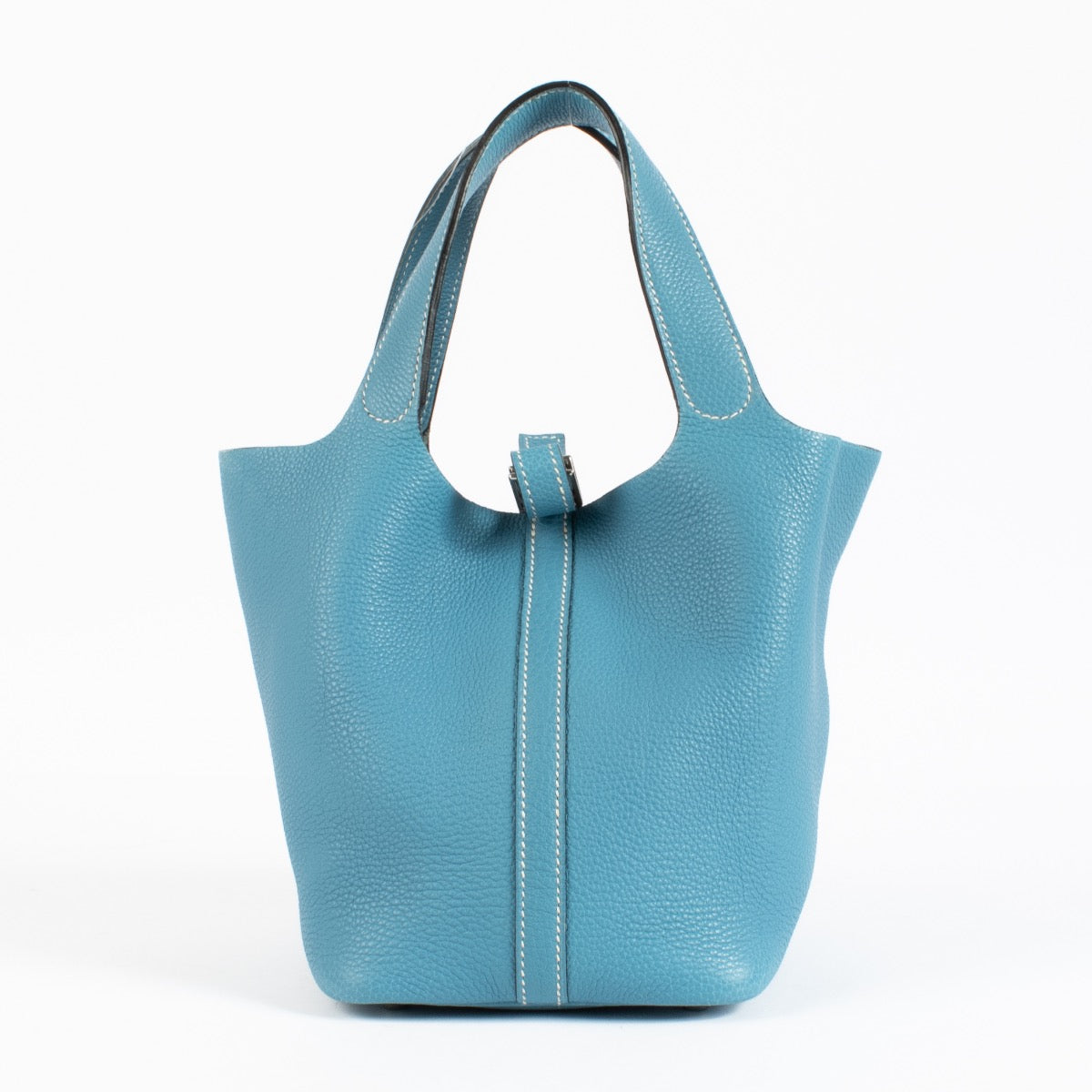 Shop safe online at Labellov in Antwerp, Brussels and Knokke this 100% authentic second hand Hermès Picotin 16 Bleu Jean Clemence PHW