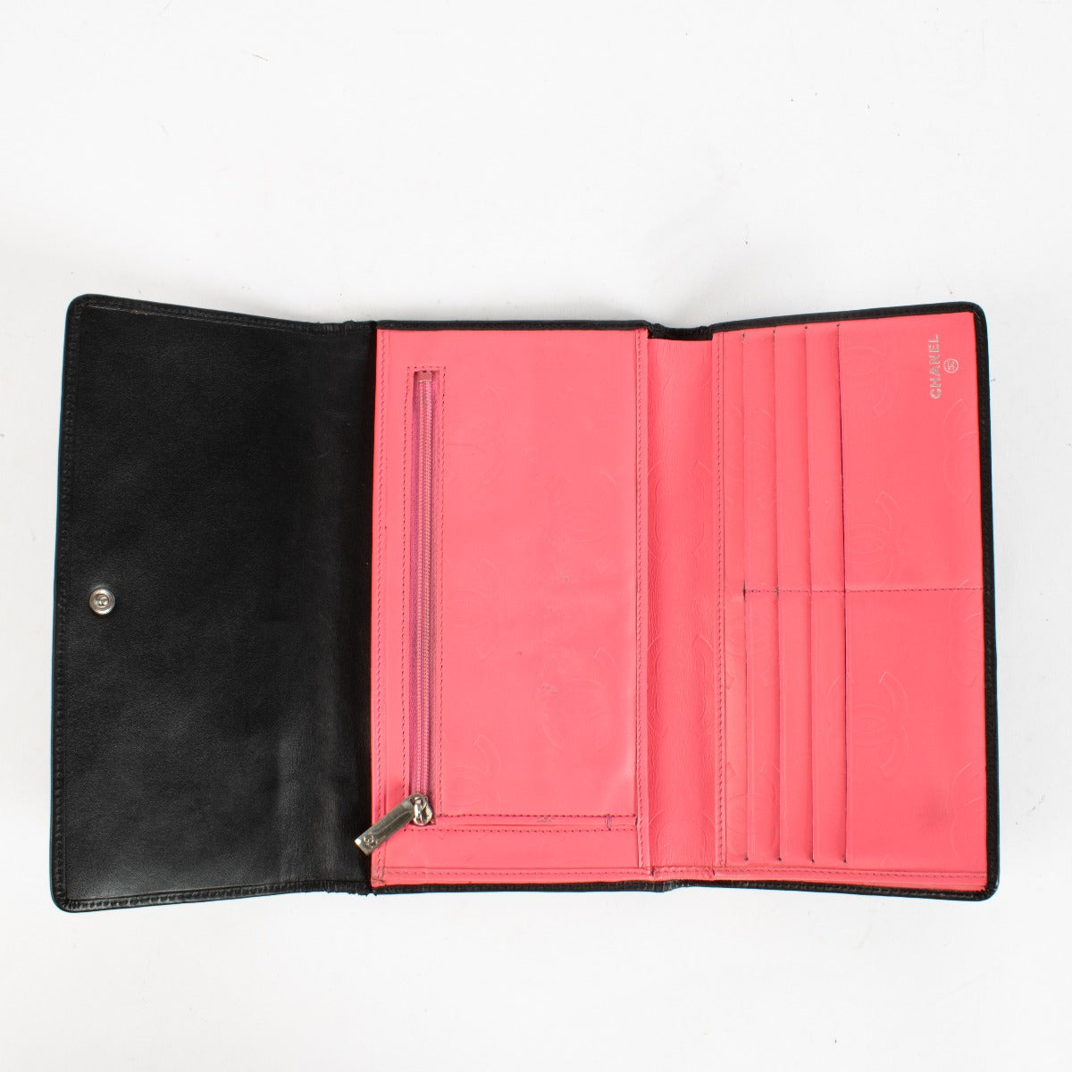 Shop 100% authentic second hand Chanel Black Ligne Cambon Wallet on Labellov.com