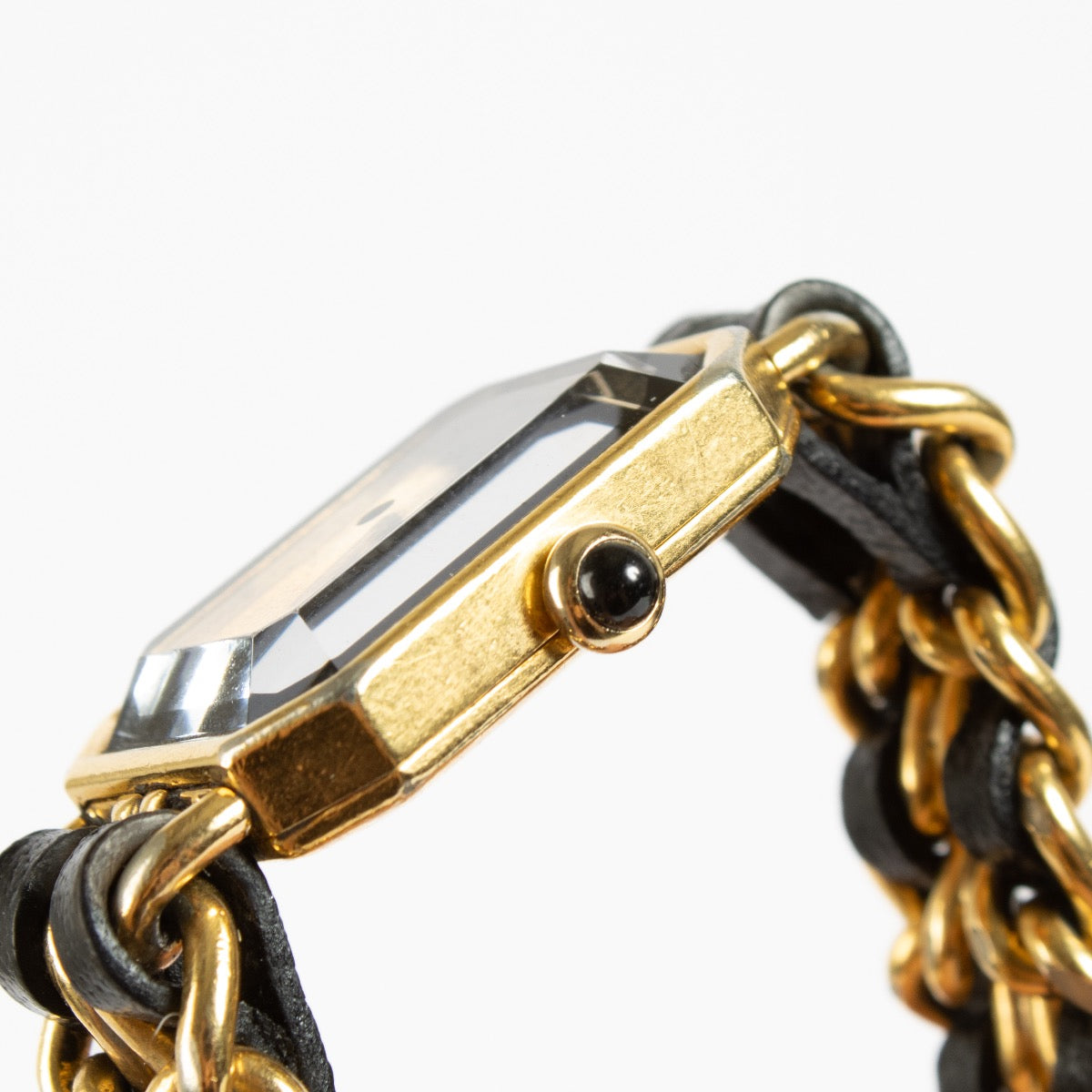 shop 100% authentic second hand Chanel Gold Première Rock Watch on Labellov.com