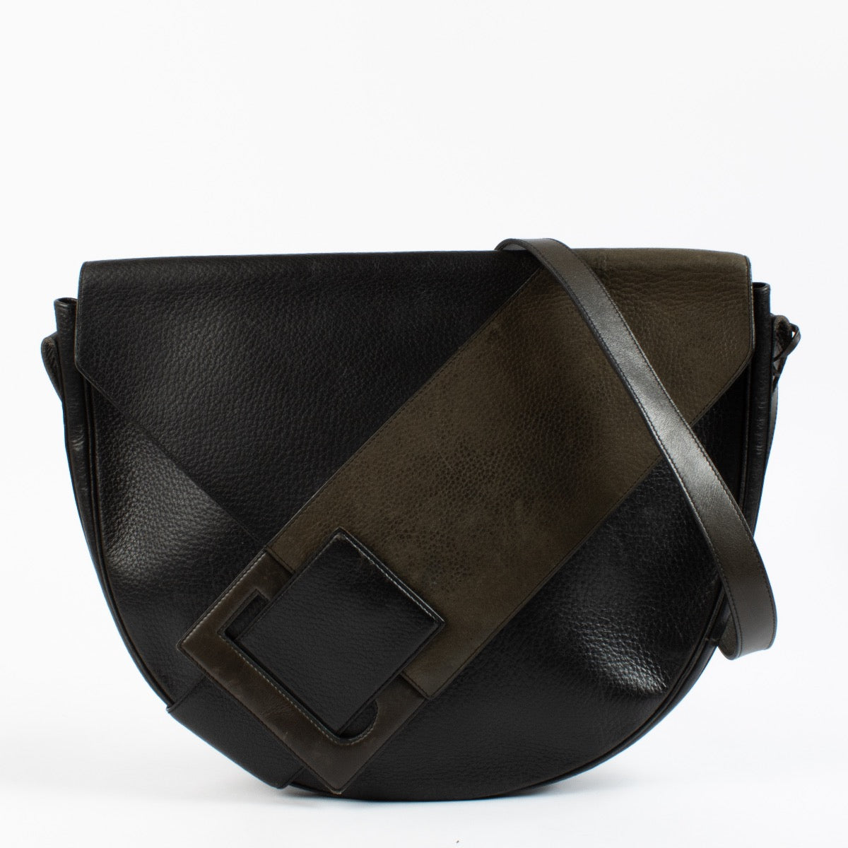 Delvaux Black Oversized Satchel Bag aan de beste prijs bij Labellov tweedehands luxe in Antwerpen en Knokke