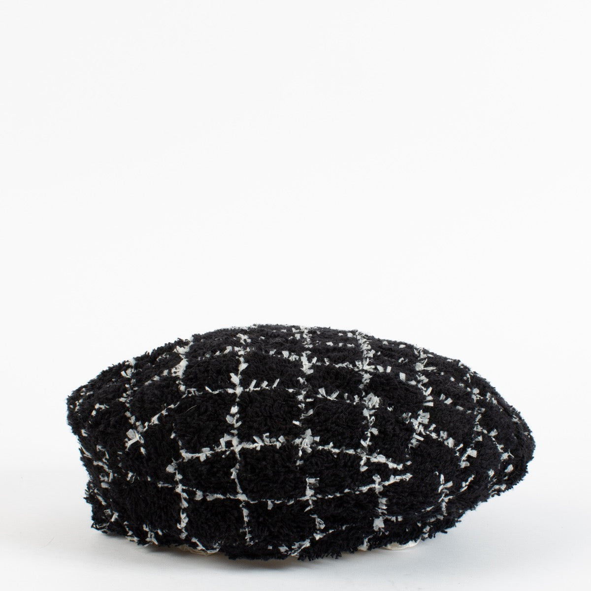 shop 100% authentic second hand Chanel Black Tweed Beret - Size M on Labellov.com