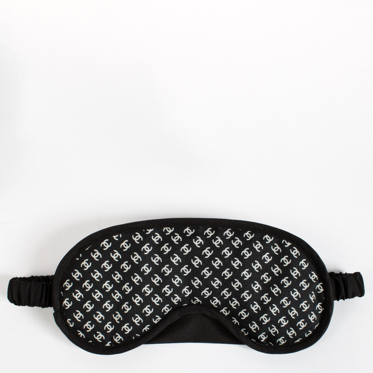 shop 100% authentic second hand Chanel Black CC Travel Kit on Labellov.com