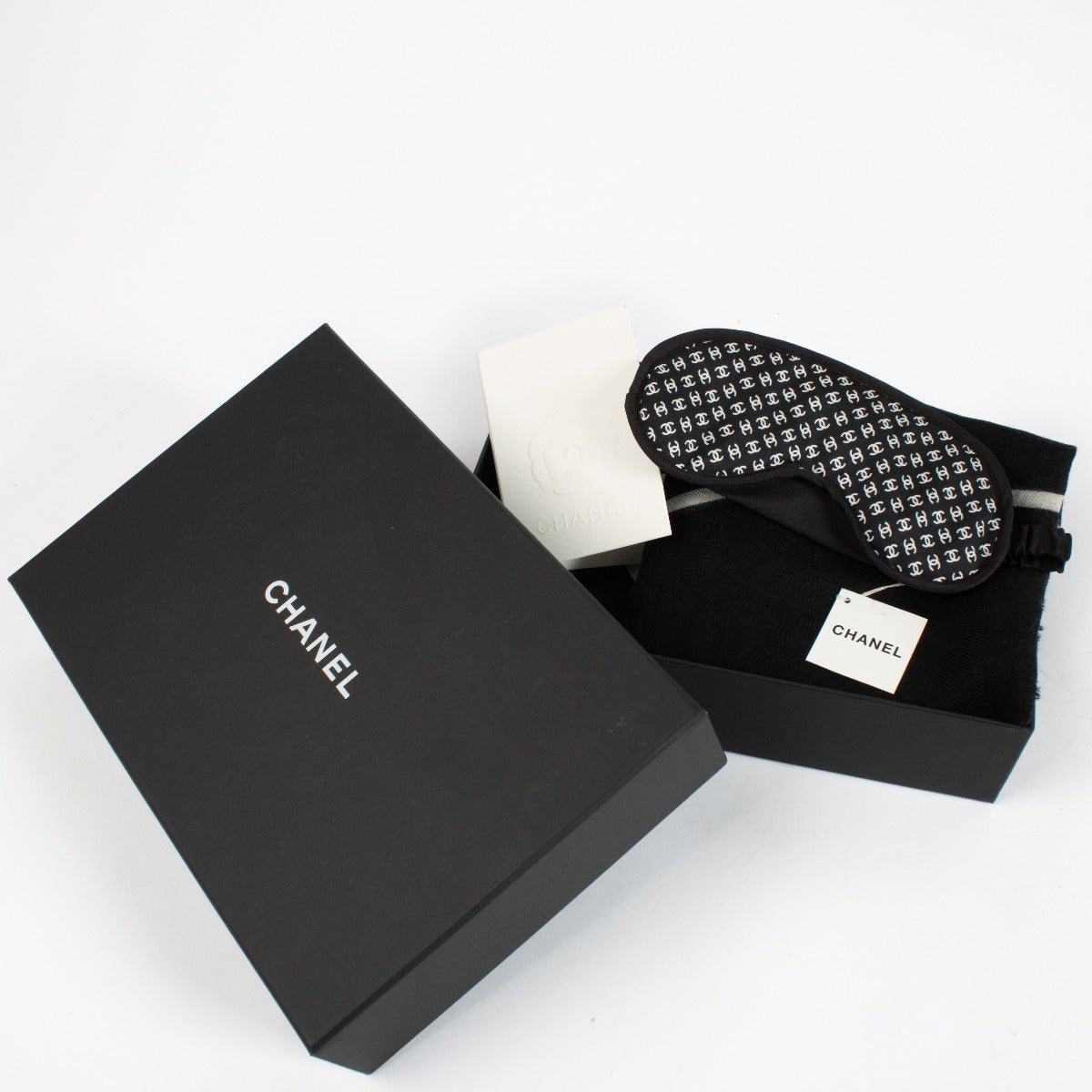 shop 100% authentic second hand Chanel Black CC Travel Kit on Labellov.com