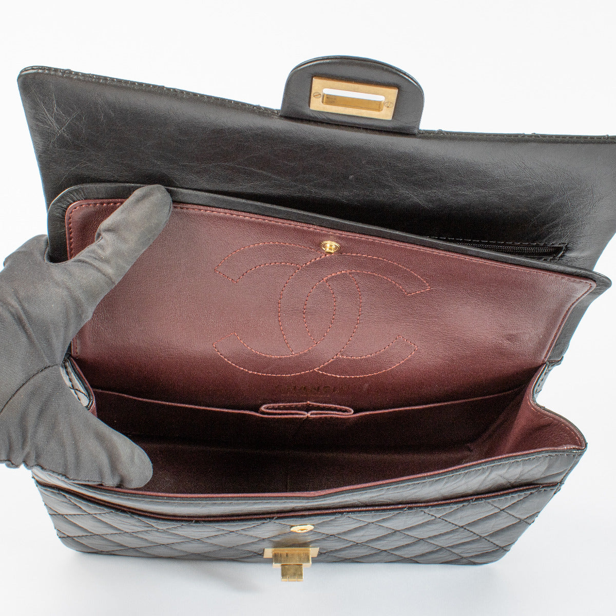 Sac Chanel Reissue 2.55 grand modèle en cuir de veau vieilli noir