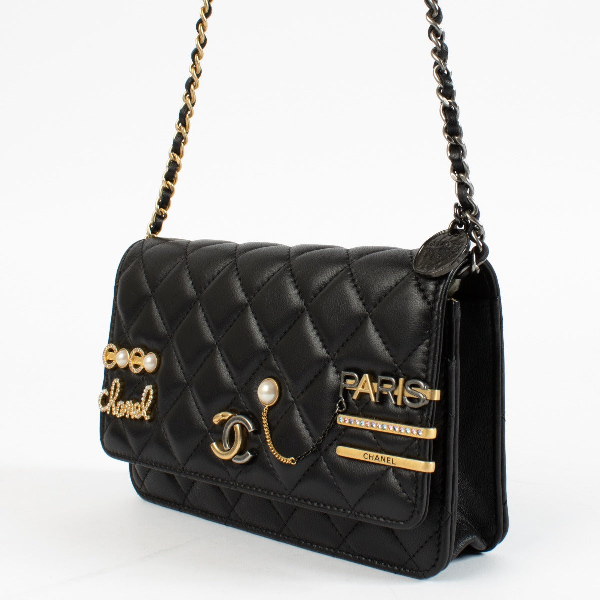 Authentic pre-loved Chanel Black Coco Clips Wallet On Chain on Labellov.com