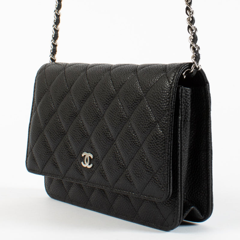 authentic preloved Chanel Black Caviar Wallet On Chain on Labellov.com