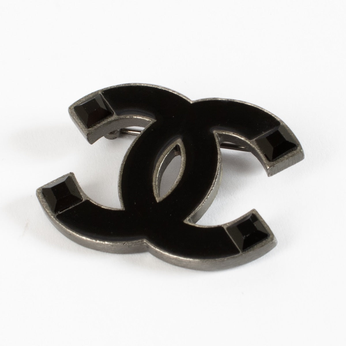 authentic preloved Chanel 08P Black CC Brooch on Labellov.com