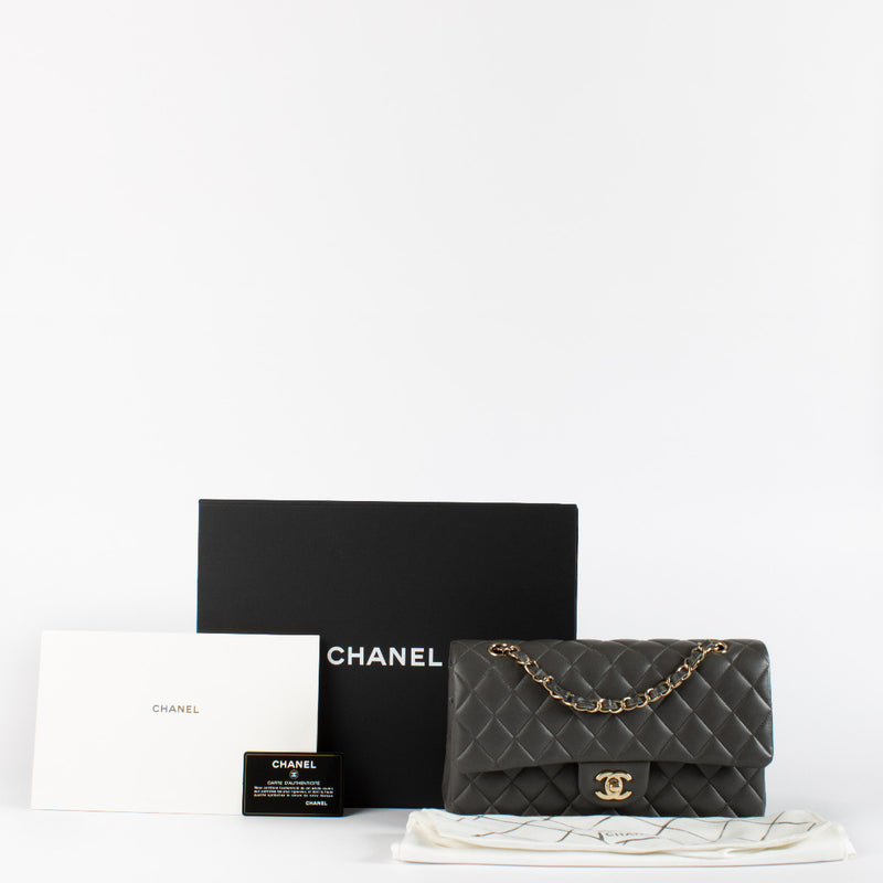 Chanel Classic Medium Grey Lambskin Champagne Gold Hardware aan de beste prijs bij Labellov tweedehands luxe