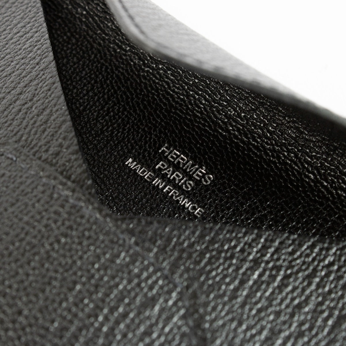 Authentic pre-loved Hermès Black MM Envelope Card Holder on Labellov.com