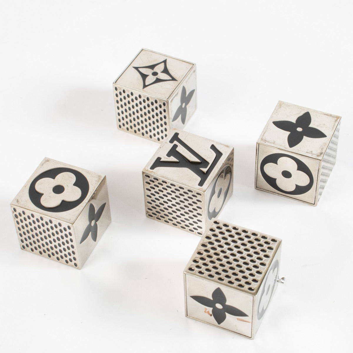 Authentic pre-loved Louis Vuitton Monogram Cube Dice Game Set on Labellov.com