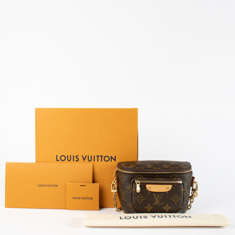 Louis Vuitton Monogram Mini Bum Bag for the best price at Labellov secondhand luxury in Antwerp and Knokke.