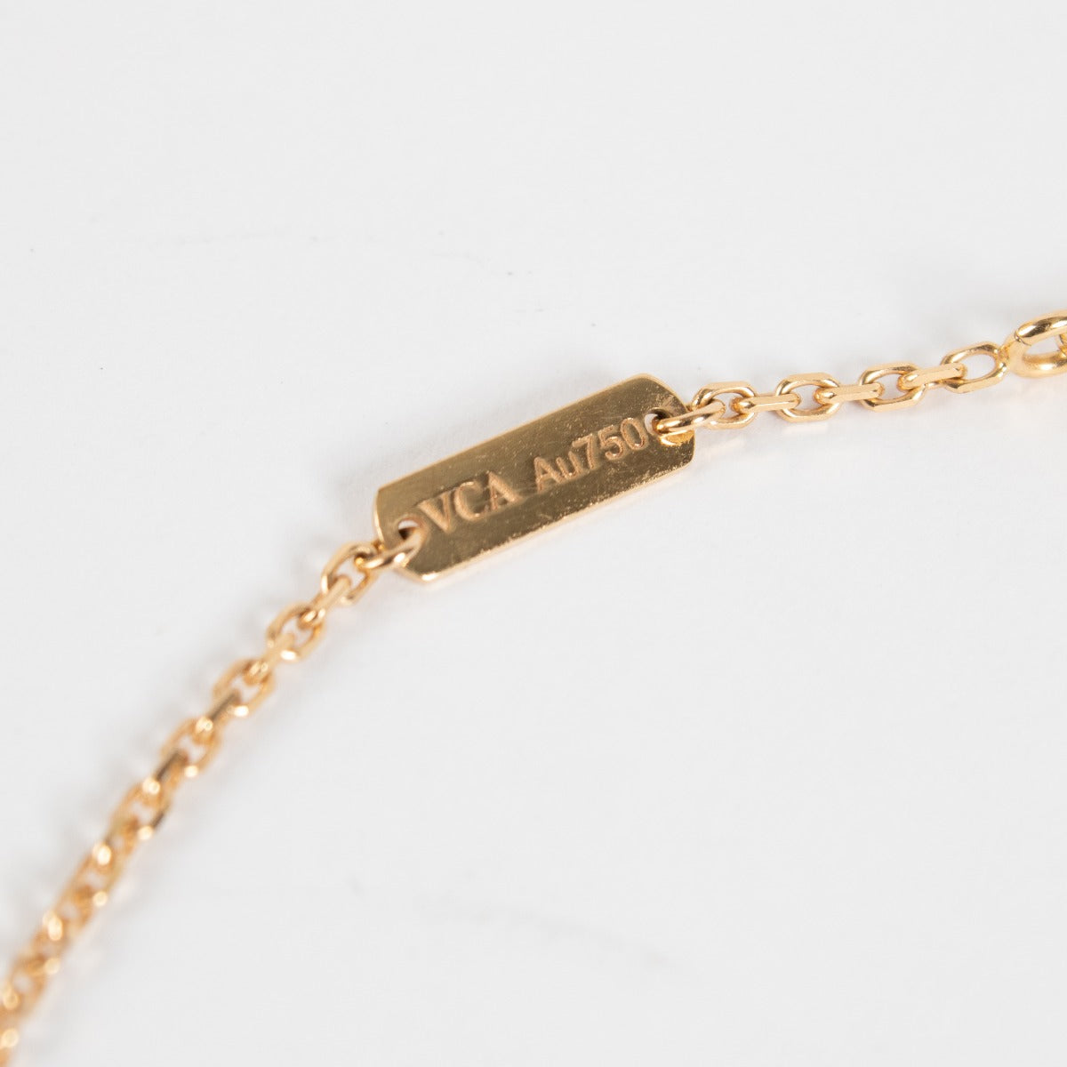authentic preloved Van Cleef & Arpels Vintage Alhambra Necklace on Labellov.com