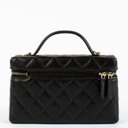 Shop safe online at Labellov in Antwerp, Brussels and Knokke this 100% authentic second hand Chanel Black Caviar Leather Vanity Chain Bag