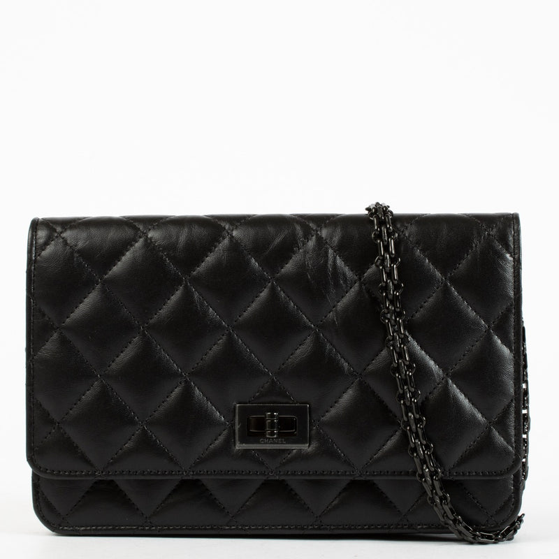 Authentic second-hand Chanel So Black 2.55 Wallet On Chain on labellov.com