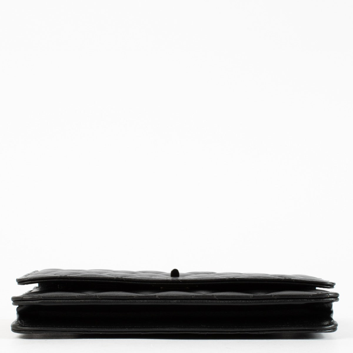 Authentic second-hand Chanel So Black 2.55 Wallet On Chain on labellov.com