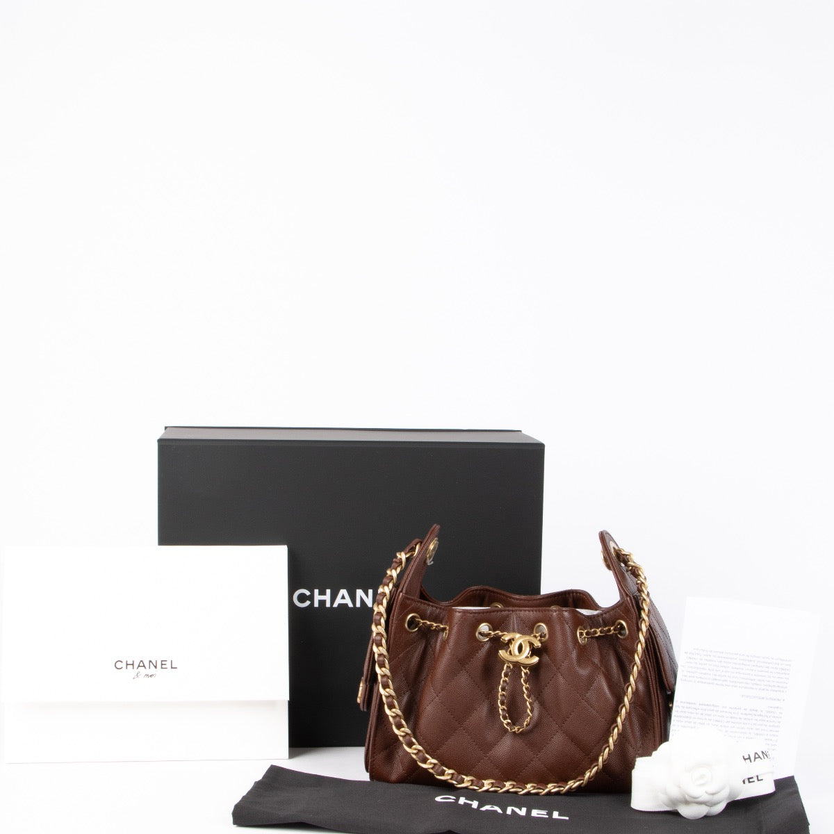 Authentic pre-loved Chanel Burgundy Caviar Chanel 25 Mini Shoulder Bag on Labellov.com