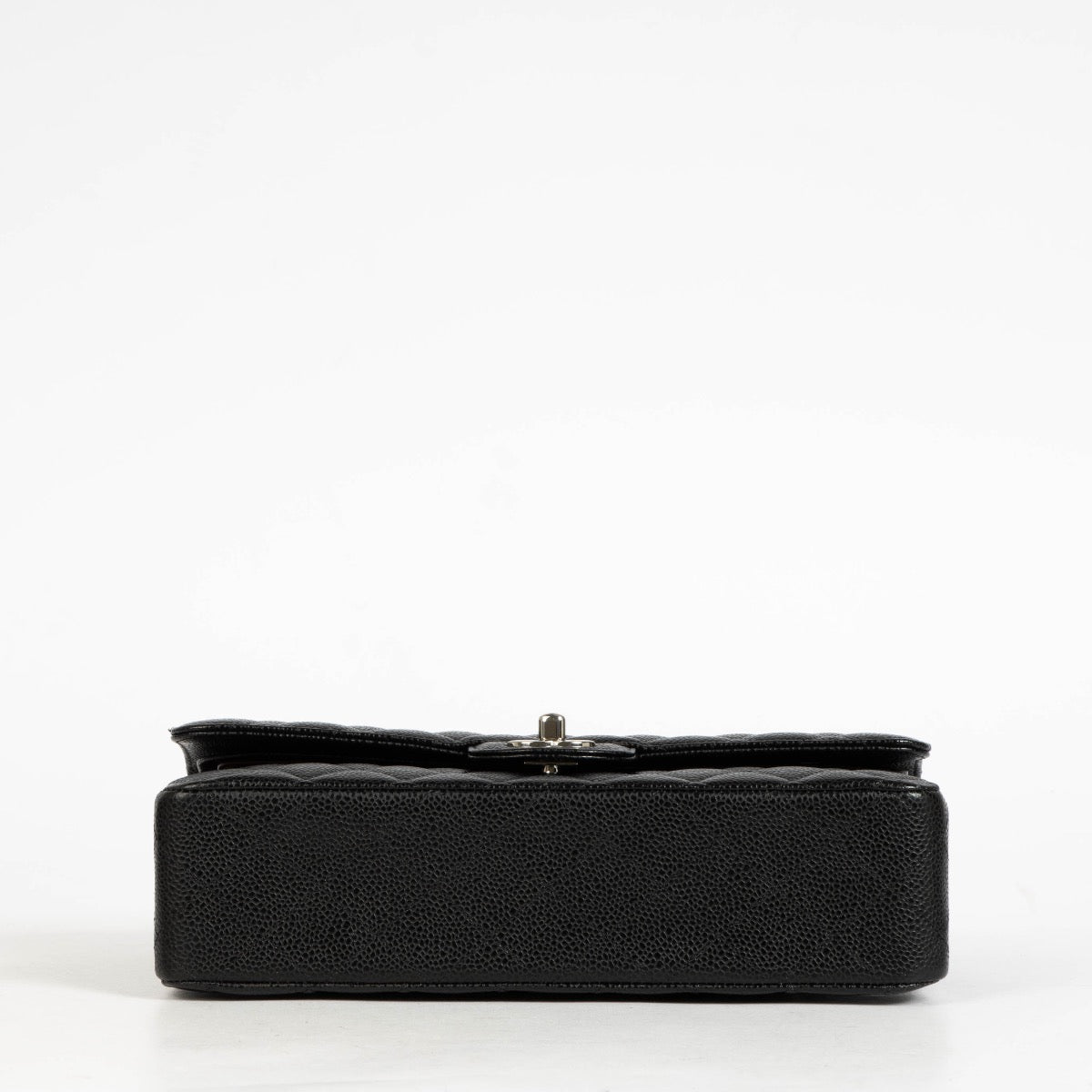 Authentic pre-loved Chanel Classic Flap Black Shoulder bag on Labellov.com