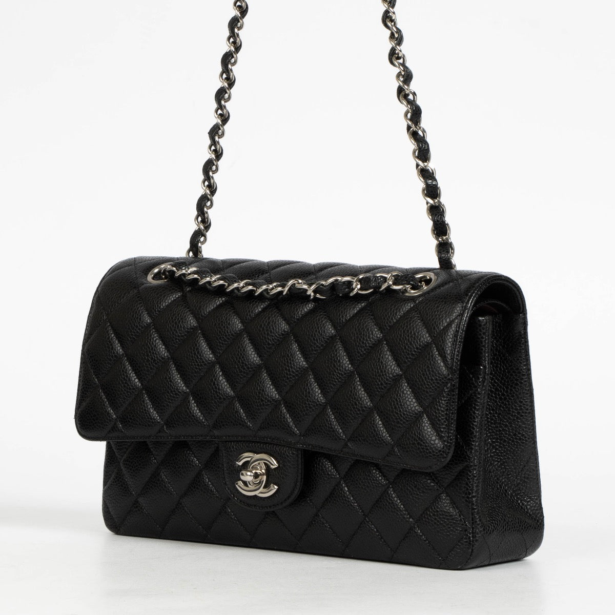 Authentic pre-loved Chanel Classic Flap Black Shoulder bag on Labellov.com