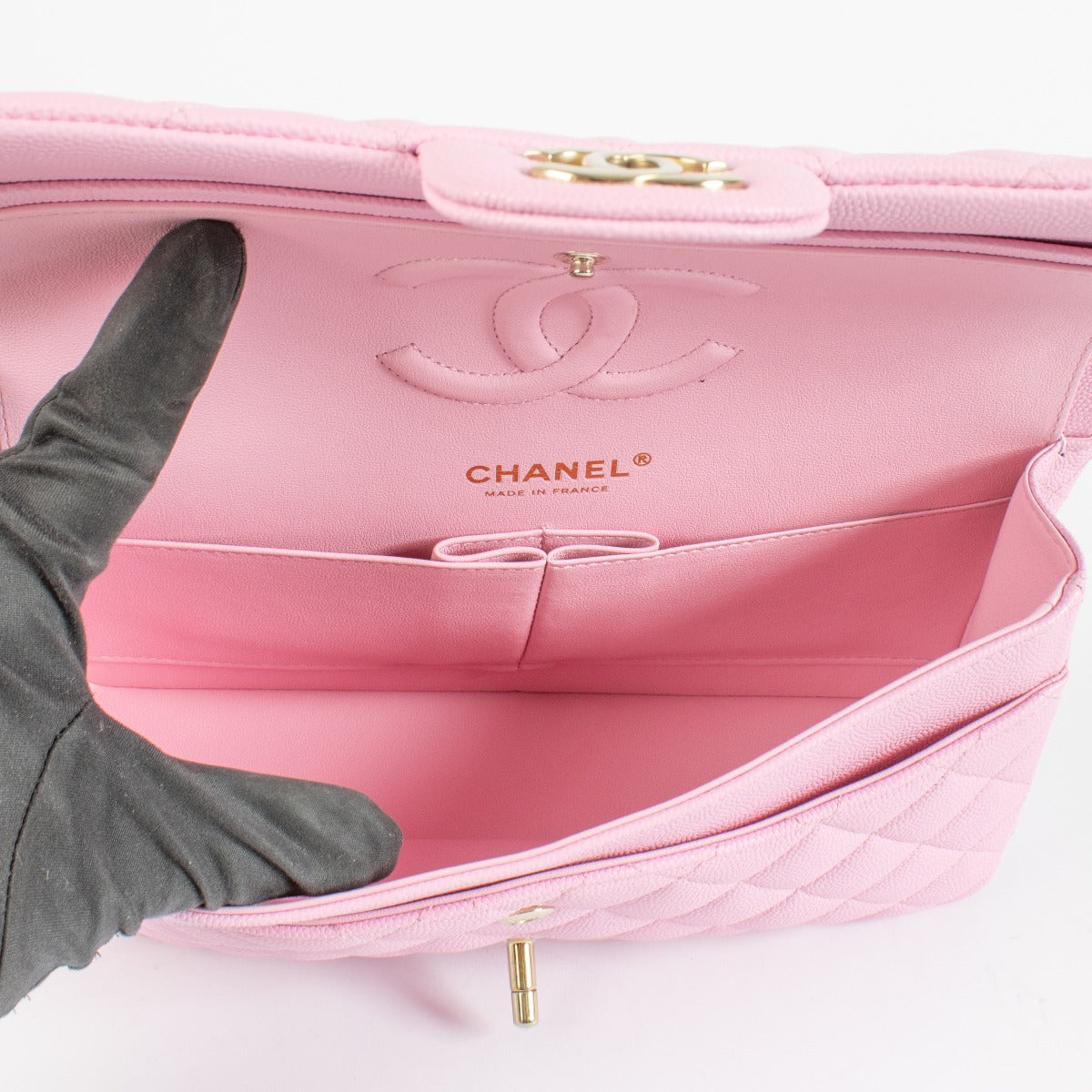 Authentic preloved Chanel Pink Caviar Medium Classic Flap Bag on Labellov.com