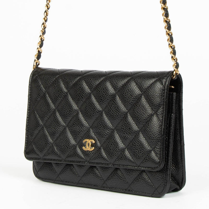 Authentic pre-loved Chanel Black Caviar Wallet On Chain on Labellov.com