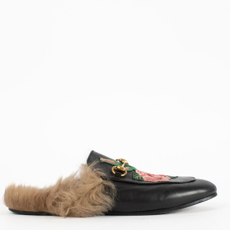 authentic preloved Gucci Black Fur Flower Loafers on Labellov.com