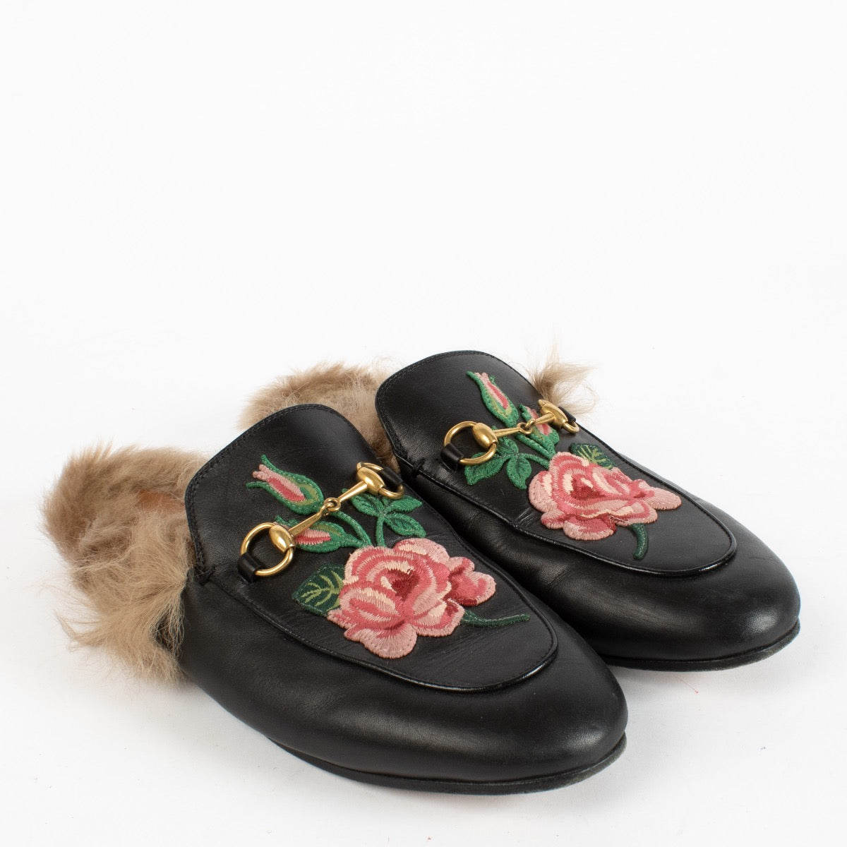 authentic preloved Gucci Black Fur Flower Loafers on Labellov.com