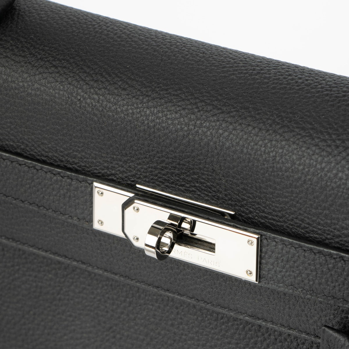 Hermès Kelly 32 Black Togo PHW