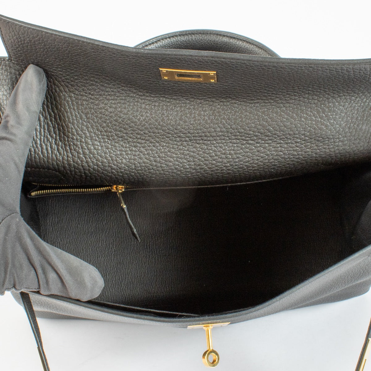 Hermès Kelly 32 Zwart Togo GHW