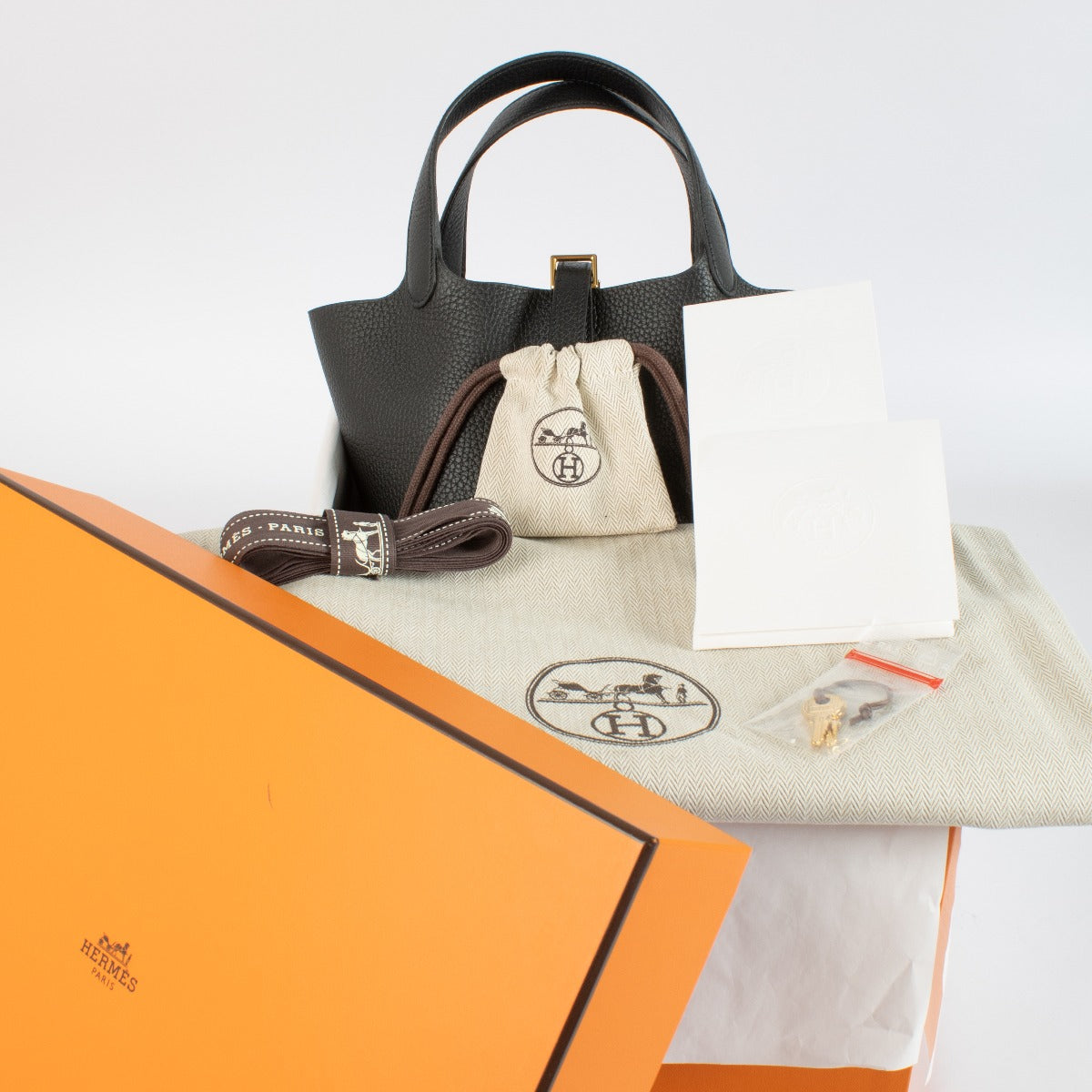 Hermès Picotin Lock 18 Black Clemence GHW