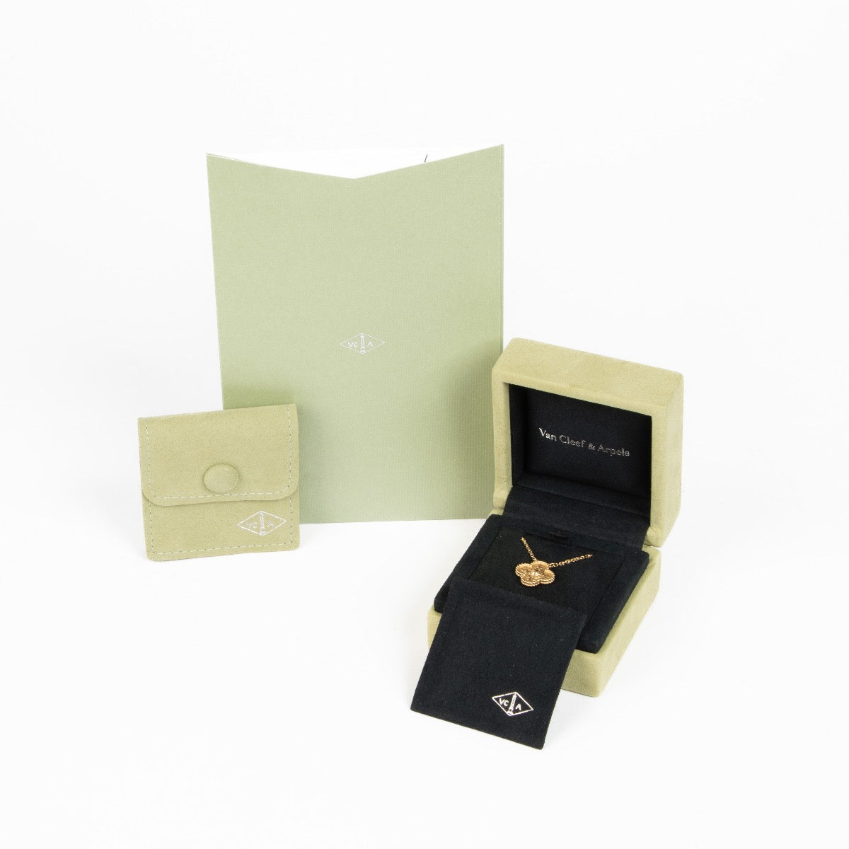 Shop this 100% authentic Van Cleef & Arpels Vintage Alhambra Hammered Yellow Gold Necklace at Labellov.com
