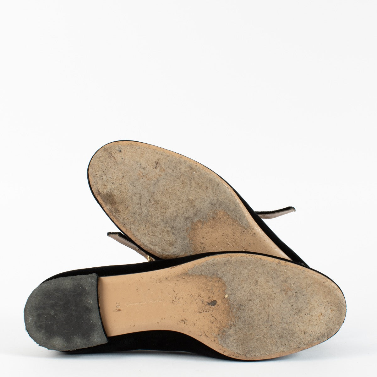 authentic preloved Gianvito Rossi Flats on Labellov.com