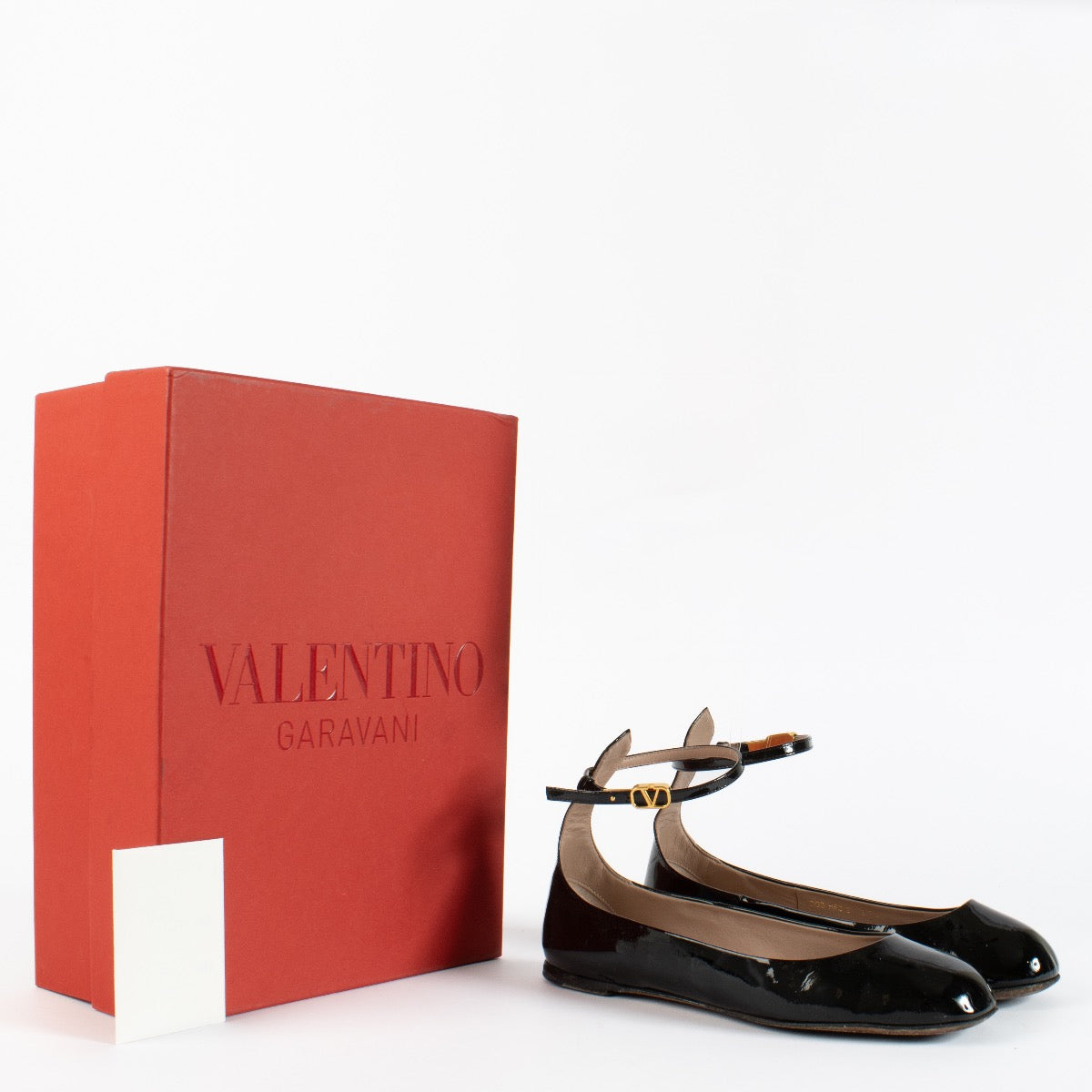 authentic preloved Valentino Black Patent Leather Ballerinas on Labellov.com