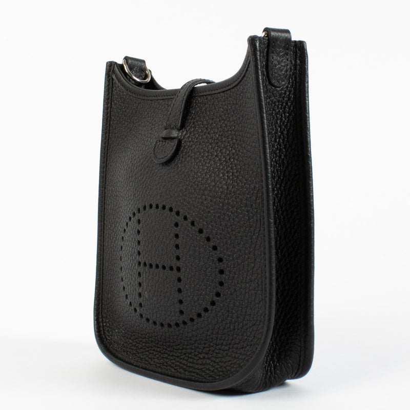 Authentic pre-loved Hermès Evelyne 16 Amazone Black Clemence on Labellov.com