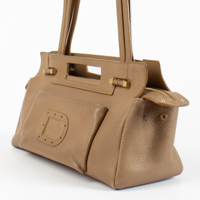 shop 100% authentic second hand Delvaux Beige Benjamin PM Shoulder Bag on Labellov.com