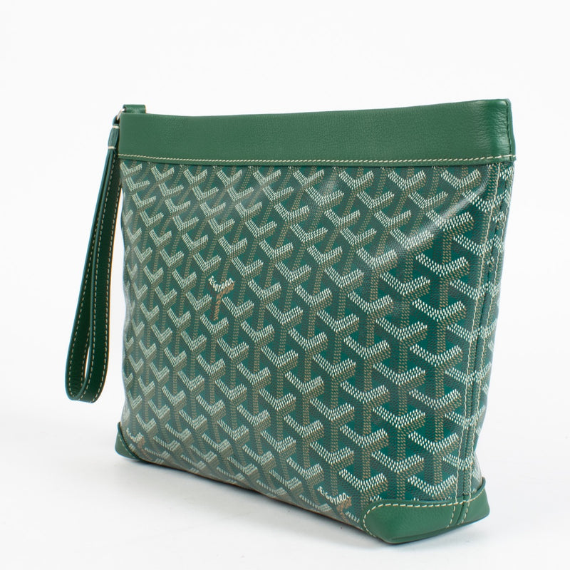 Authentic Goyard Saint Louis green Goyardine clutch in very good condition at Labellov.com.