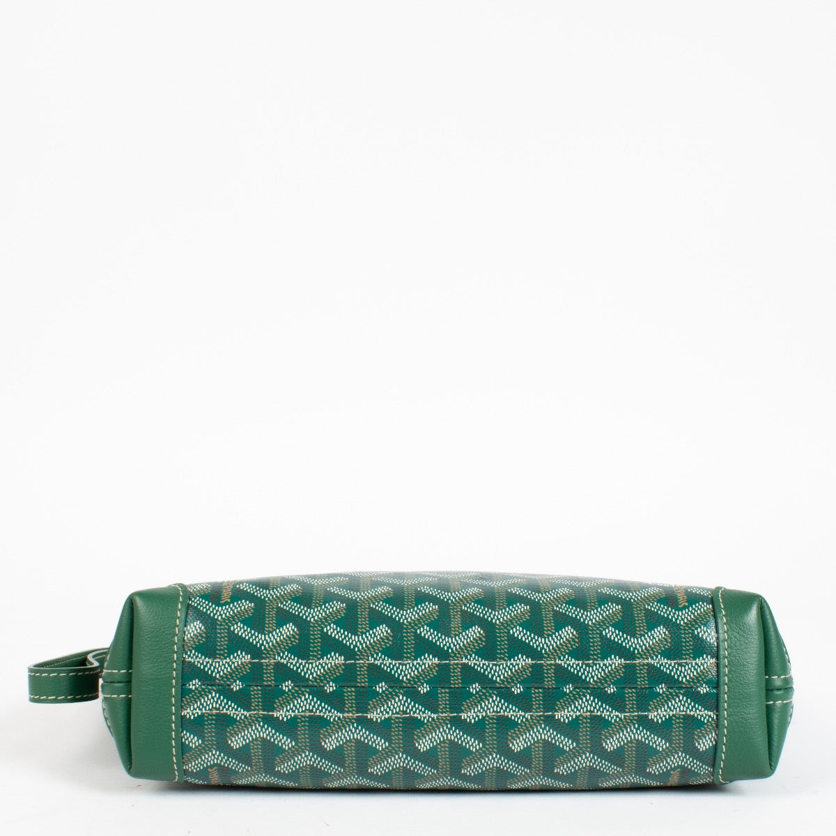 Authentic Goyard Saint Louis green Goyardine clutch in very good condition at Labellov.com.