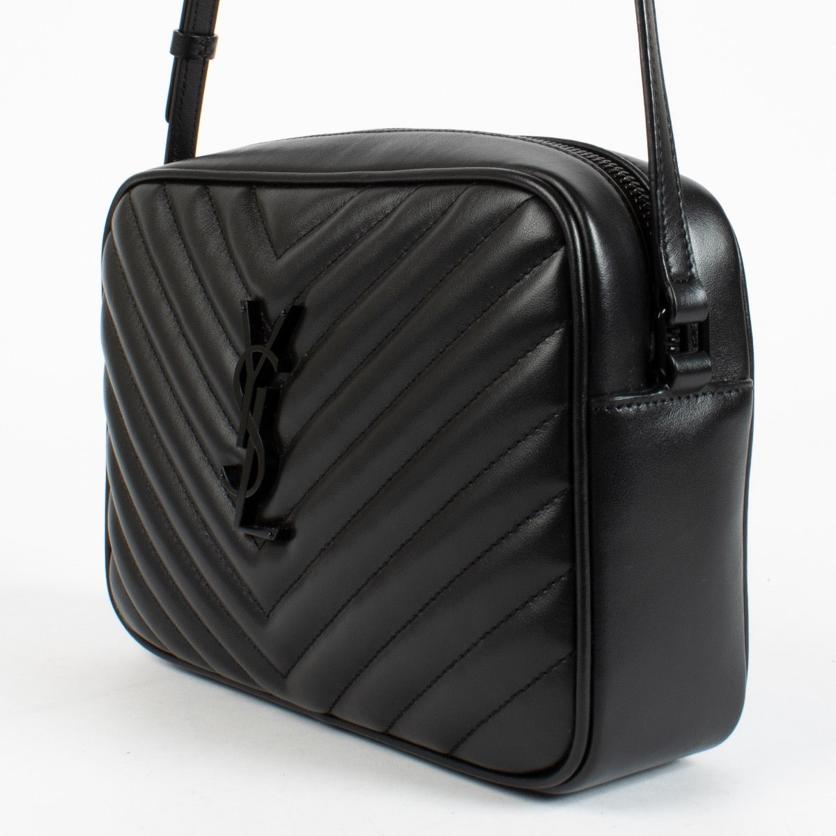 Authentic second-hand Saint Laurent Black Lou Camera Bag on labellov.com