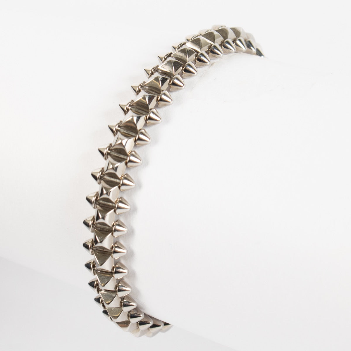 shop 100% authentic second hand Cartier Clash White Gold Soft Bracelet on Labellov.com