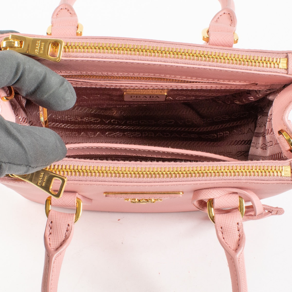 Authentic Second Hand Prada Galleria Mini Pink Saffiano on Labellov.com