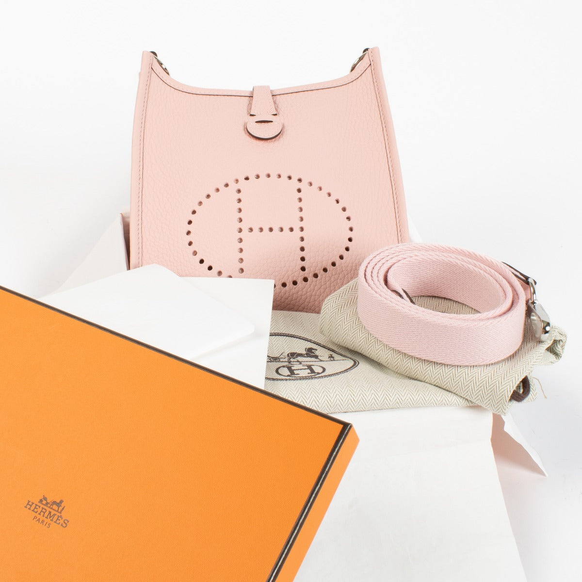 Hermès Evelyne 16 Rose Sakura Clemence PHW