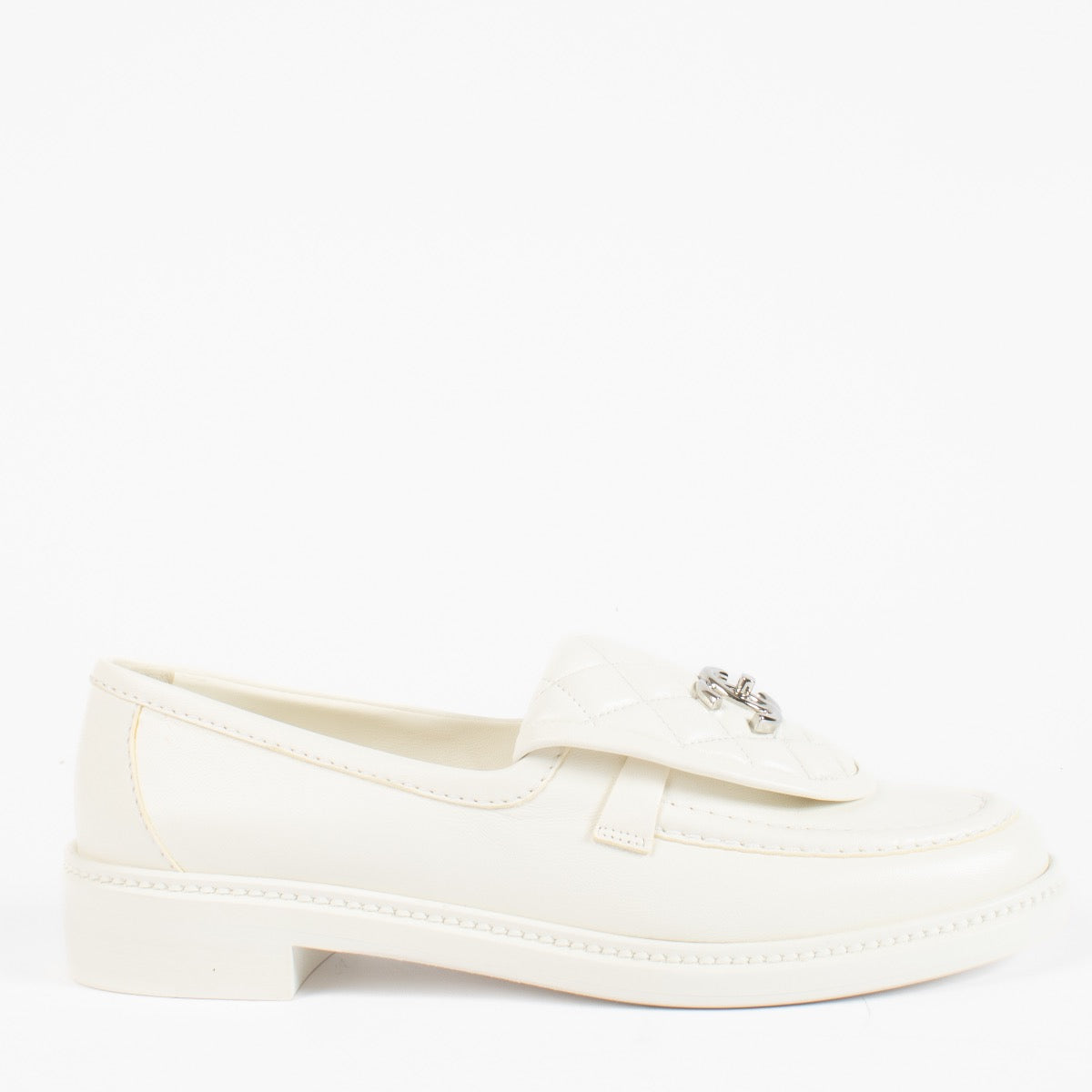 shop 100% authentic second hand Chanel White Quilted CC Turnlock Loafers - Size 40 on Labellov.com