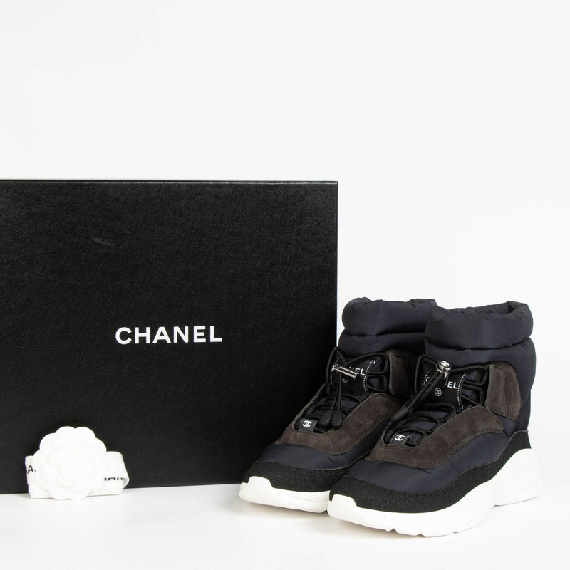 Shop this authentic Chanel Coco Neige Brand new Boots pre-loved on Labellov.com