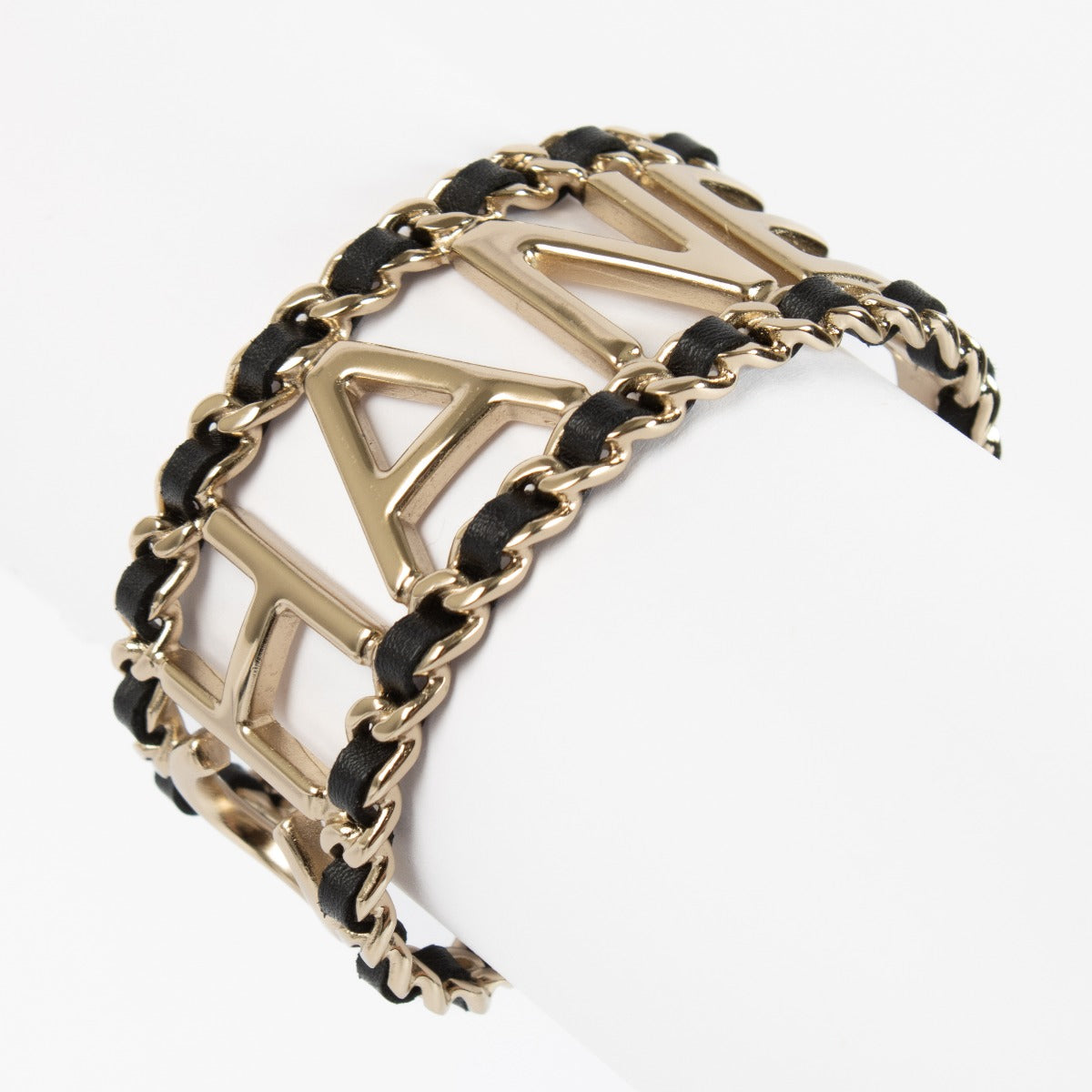 Authentic pre-loved Chanel 20C Logo Leather Bracelet – Size S on Labellov.com